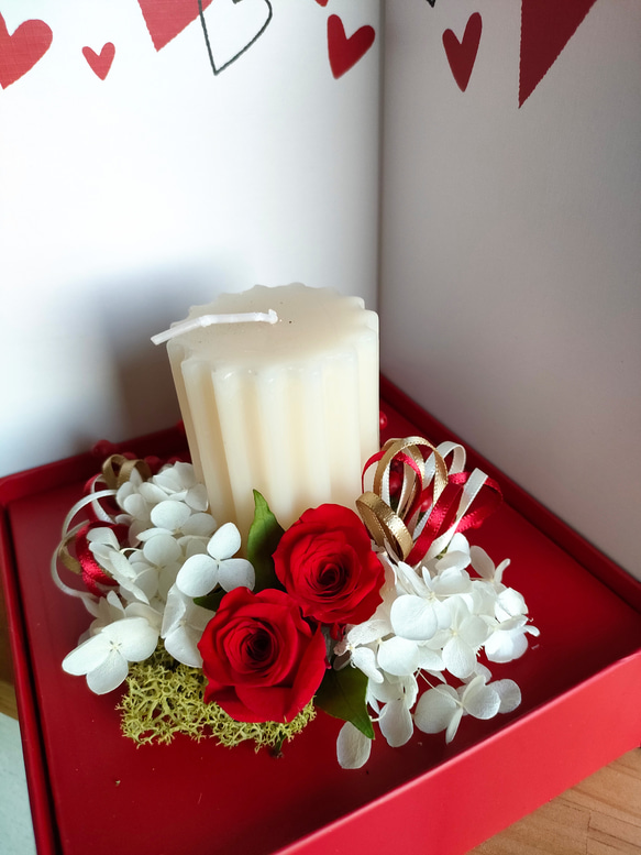 誕生日プレゼント　出産・合格・就職　各種お祝い　真っ赤な薔薇　プリザーブドフラワーアレンジメント　 2枚目の画像