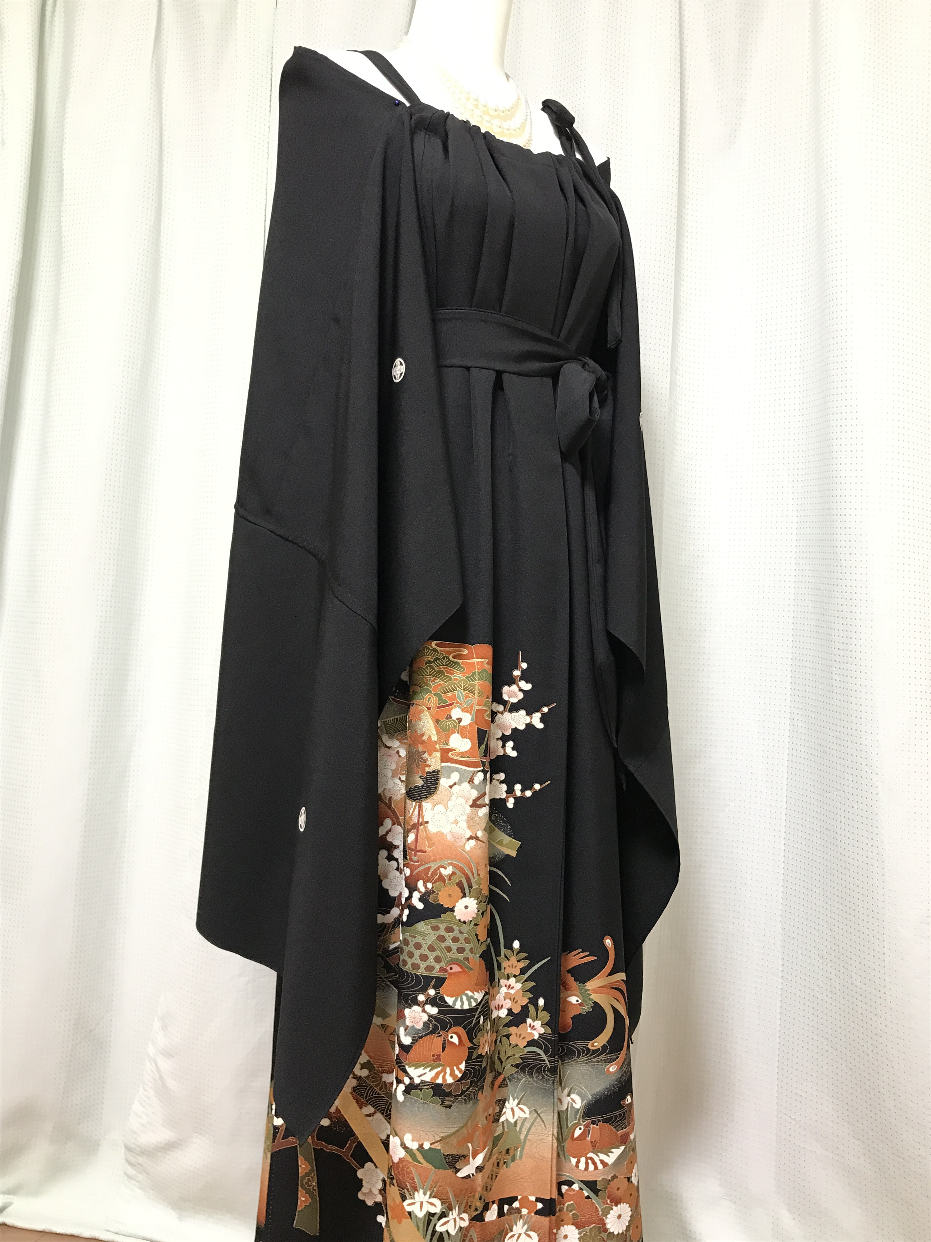 正絹黒留袖ドレス　着物リメイク　着物ワンピース　着物キャミソール　留袖ワンピース 正絹】着物リメイク 黒留袖ドレス&ショールのセット／流水