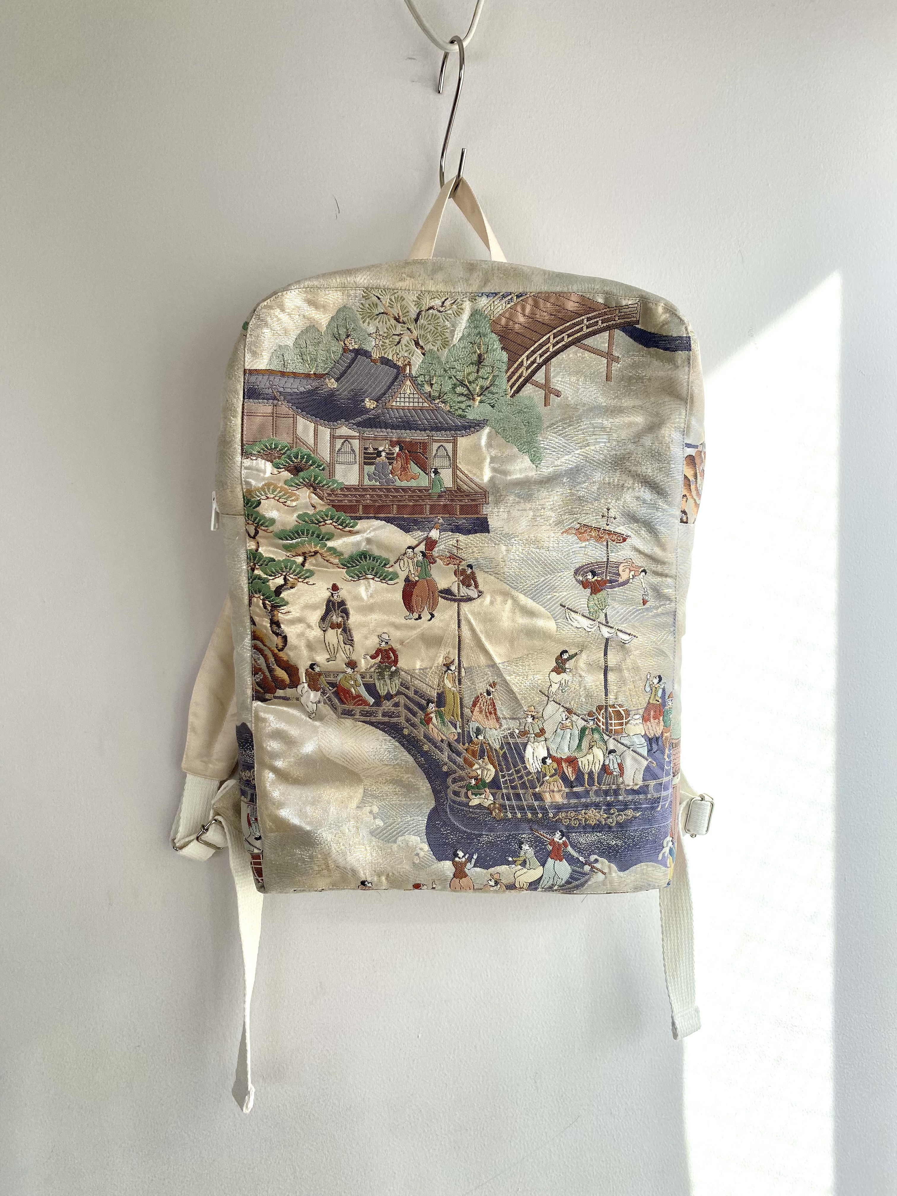 着物帯A4サイズが入るバッグパック　あなたの帯で作ります　オーダーメイド