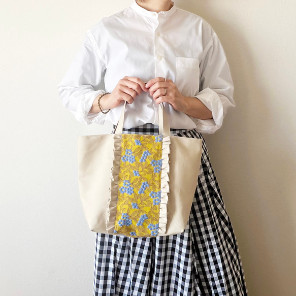 【受注生産】  canvas mimoza  tote bag　サイズM（beige） 4枚目の画像