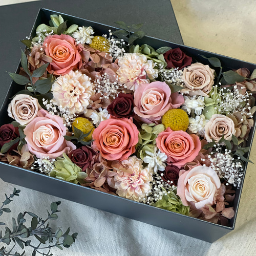 アンティークカラーのボックスフラワー⠀】プリザーブドフラワー BOX