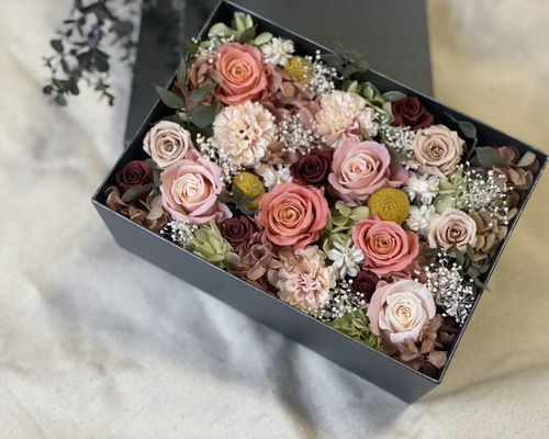 アンティークBoxフラワー❁⃘ 2c50a2101817f070903b2a2256f8a2