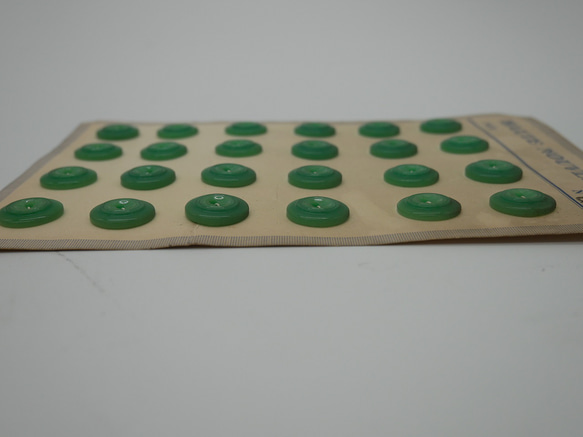 フランスアンティークプラスチックボタンS（GO7/グリーン） 3個セット 12枚目の画像