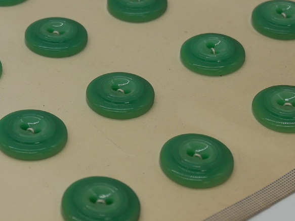 フランスアンティークプラスチックボタンS（GO7/グリーン） 3個セット 11枚目の画像