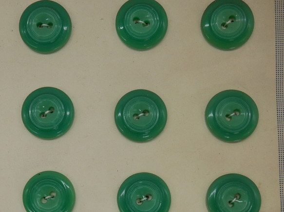 フランスアンティークプラスチックボタンS（GO7/グリーン） 3個セット 9枚目の画像