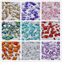 〈17色選択可〉手芸 縫い付け アクリル ビジュー　パーツ 1枚目の画像