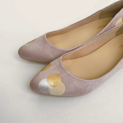 高跟鞋“Puddle Pink” 春季色彩設計，帶有圓點圖案！ 3 公分鞋跟提供穩定性，同時保持輪廓之美！ 2E訂單 第5張的照片