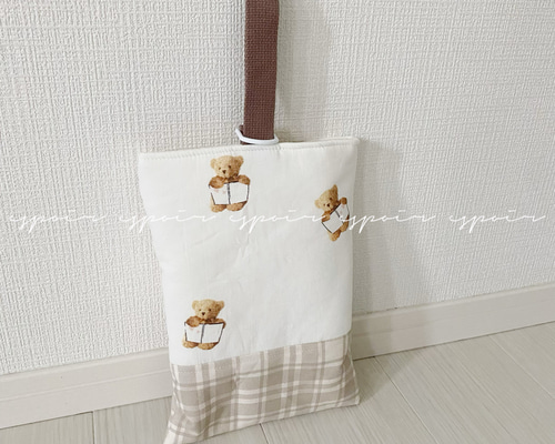 13【sample】上履き入れ ヌビキルト くま刺繍 ハンドメイド 入学入園の