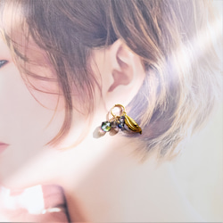 【耳環可更換】靈氣水晶&amp;神秘石英黃玉葉吊飾環形耳環 第10張的照片