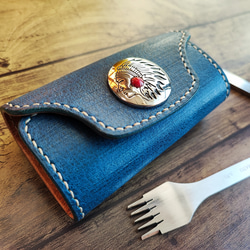 シープスキン】青いラウンドファスナーロングウォレット【イタリアン