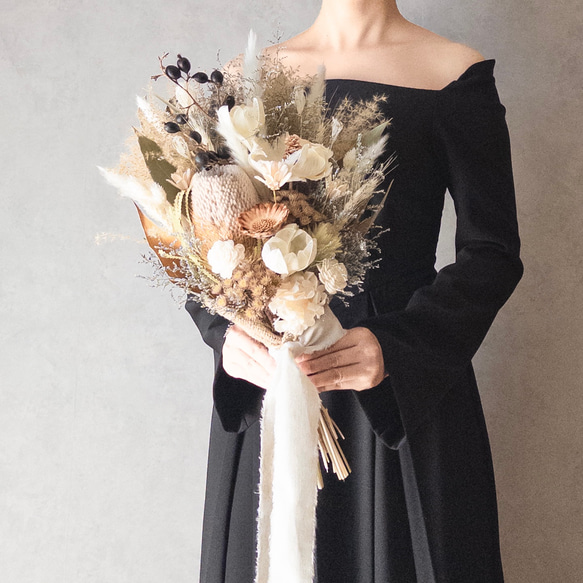 バンクシアと薔薇のホワイトブーケ&ブートニア♡ バンクシアと薔薇のホワイトブーケ&ブートニア♡