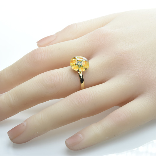 送料無料**花 ガラスの指輪 ハンドメイド リング （10616-479） ガ