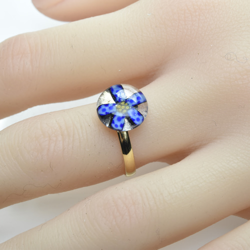 送料無料**花 ガラスの指輪 ハンドメイド リング （10621-479） ガ