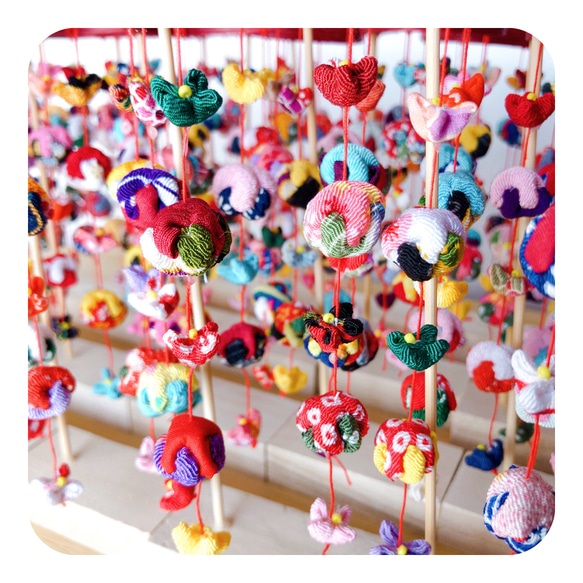 ラスト1点！［受注制作］お雛様に♪小さな可愛い吊るし飾り♡くくり花とくくり玉　お雛様　吊るし雛 11枚目の画像