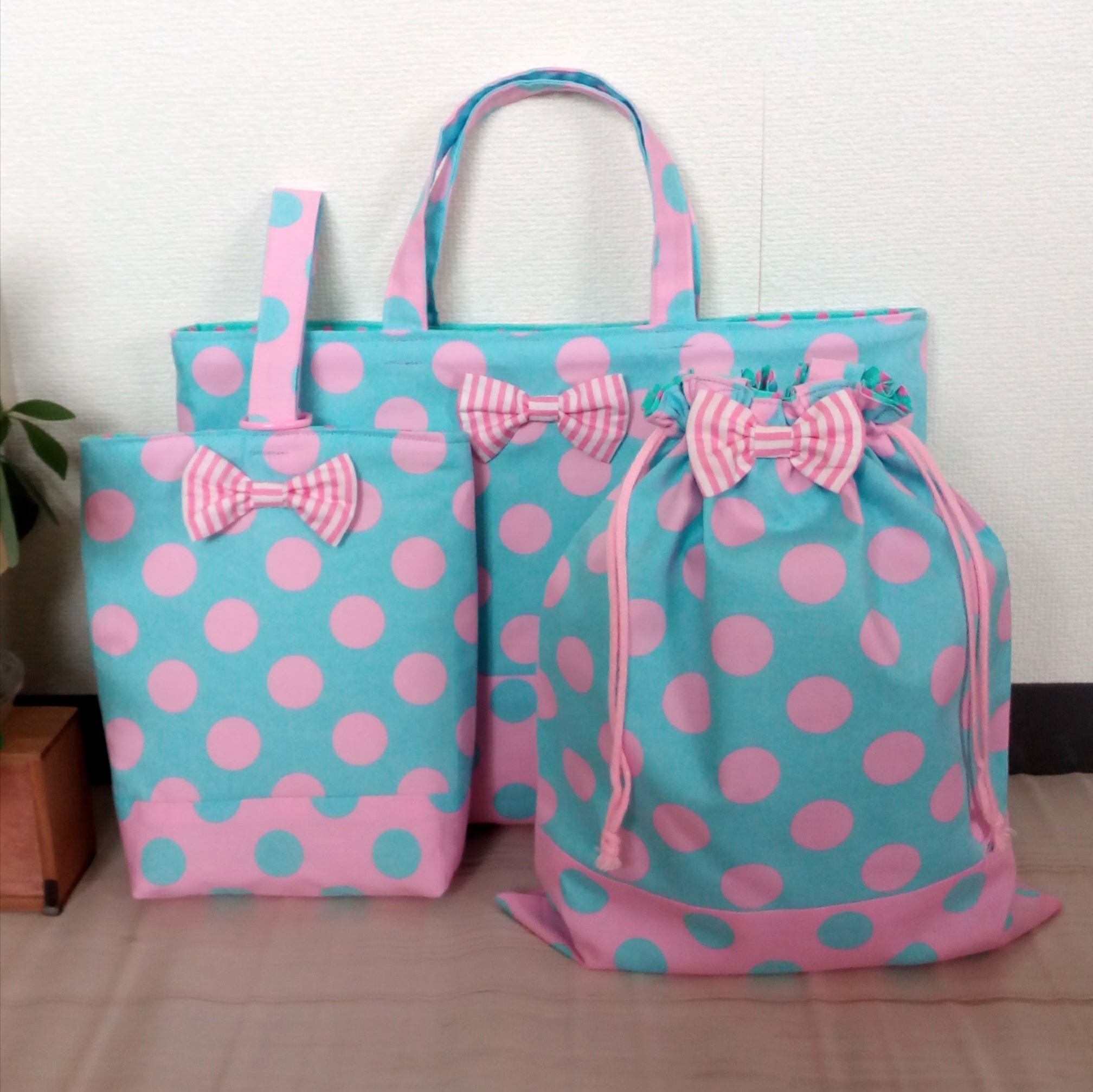 パステルドットの入園入学3点セット ブルー ストライプリボン