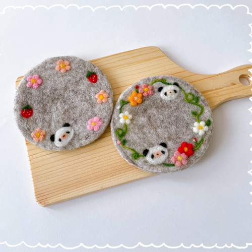 羊毛フェルト 羊毛刺繍 いちごが大好き パンダのコースター その他