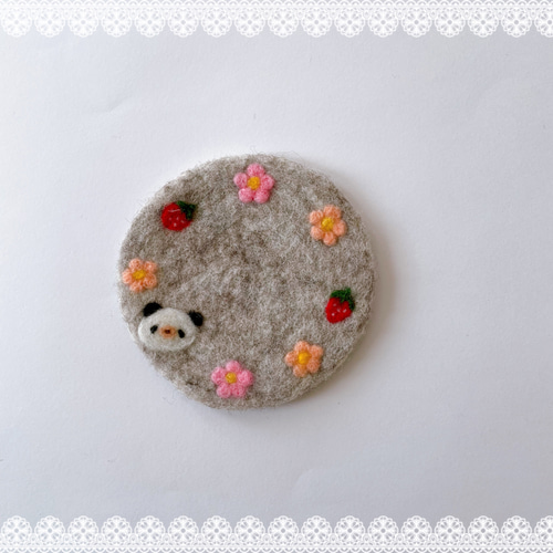 羊毛フェルト 羊毛刺繍 いちごが大好き パンダのコースター その他