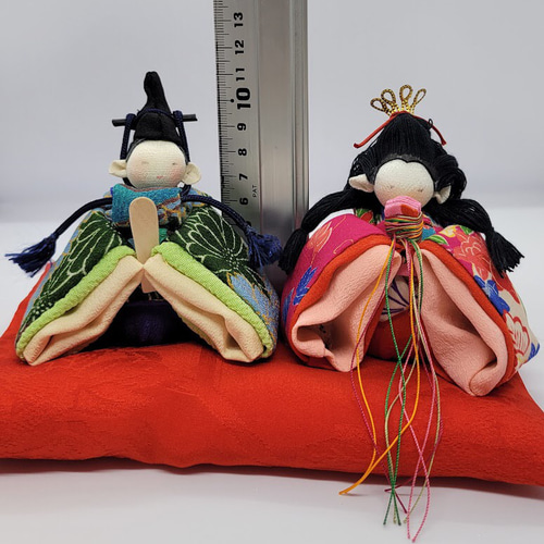 ちりめん雛人形 赤座布団付き② ひな人形・雛飾り じゅん吉 通販