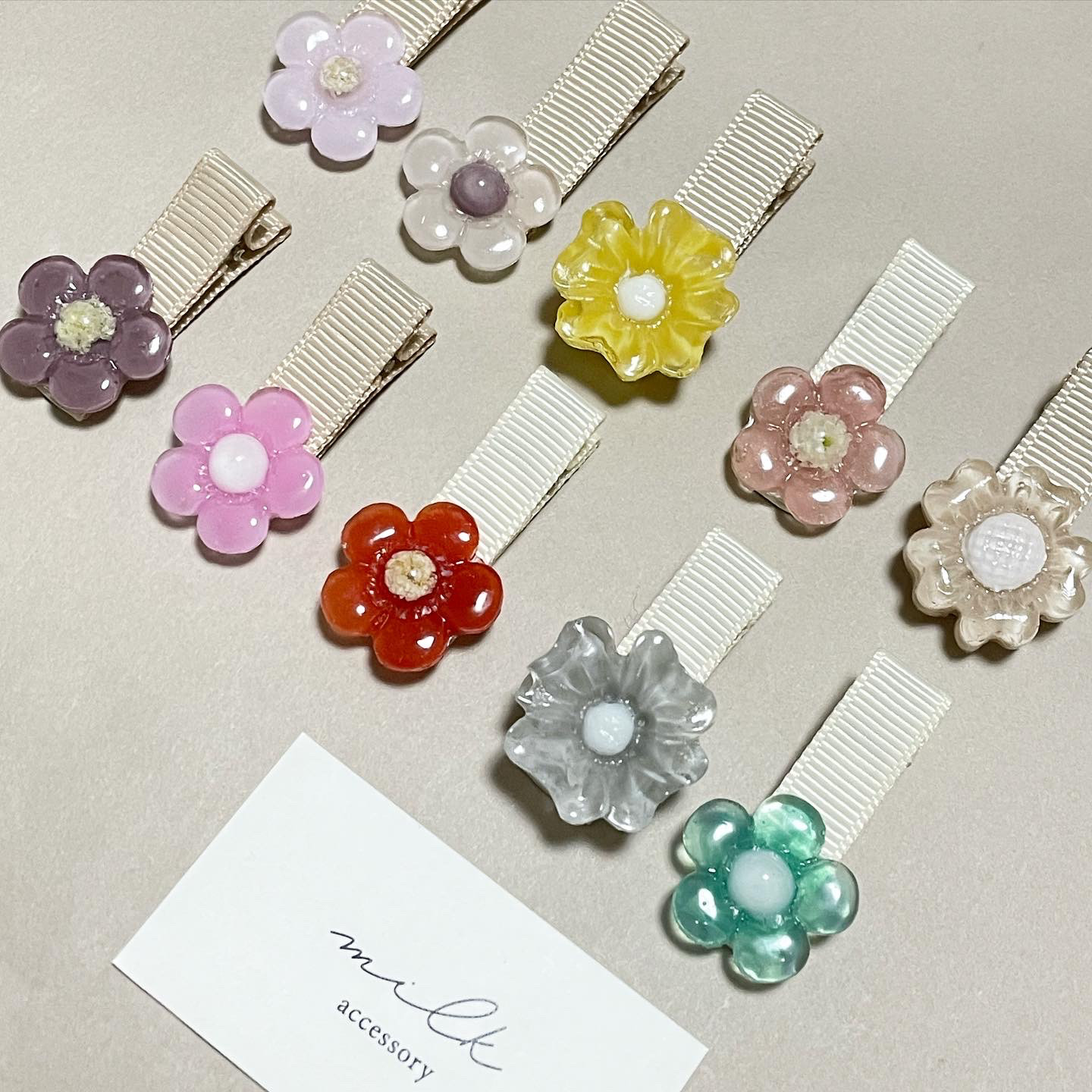 ベビーヘアクリップL 刺繍×フラワー (ヘアゴム変更可