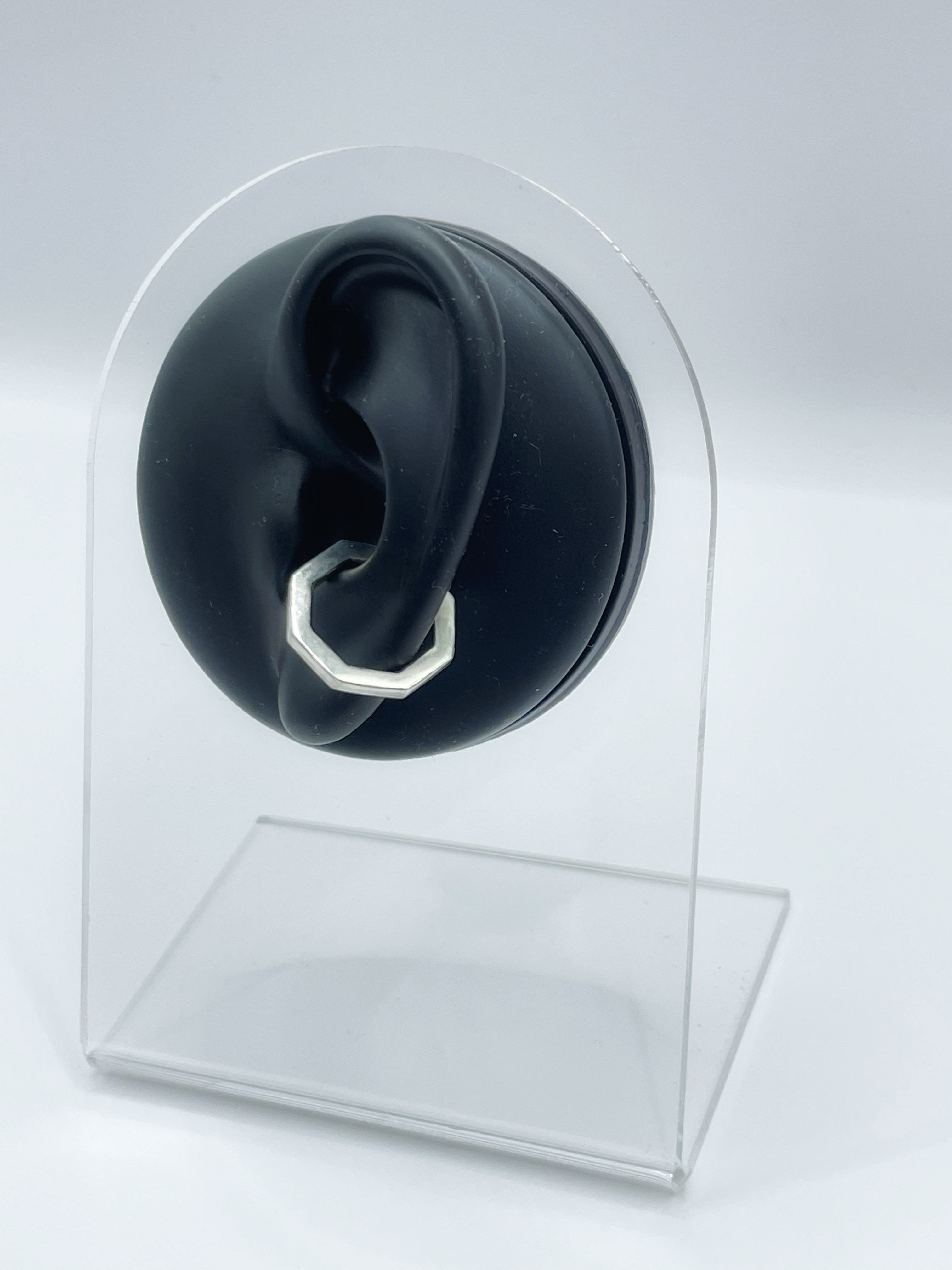 【シルバー925】イヤーカフ（片耳）　中　-八足らず-