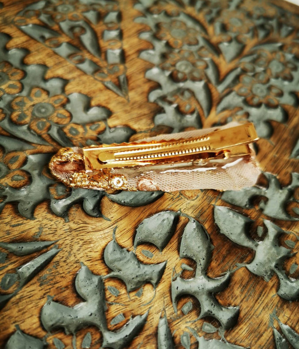 インド刺繍リボンを使用したヘアクリップ 2枚目の画像