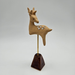 赤膚焼　埴輪「見返り鹿」 3枚目の画像