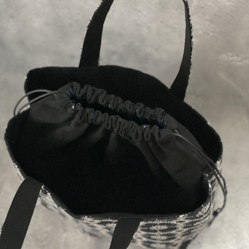 ⚮̈ミナペルホネン anemone navy あおり巾着トート 巾着バッグ