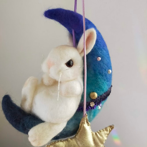 三日月の揺りかごうさぎのオーナメント☆羊毛フェルト 羊毛フェルト