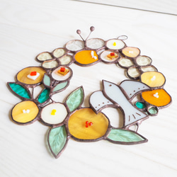 お花いっぱいステンドグラスの春色リース 8枚目の画像