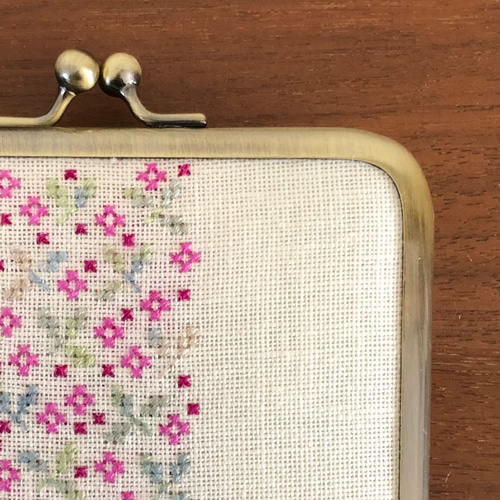 がま口 ソーイングセット ニードルブック 刺繍 小花柄 桜色