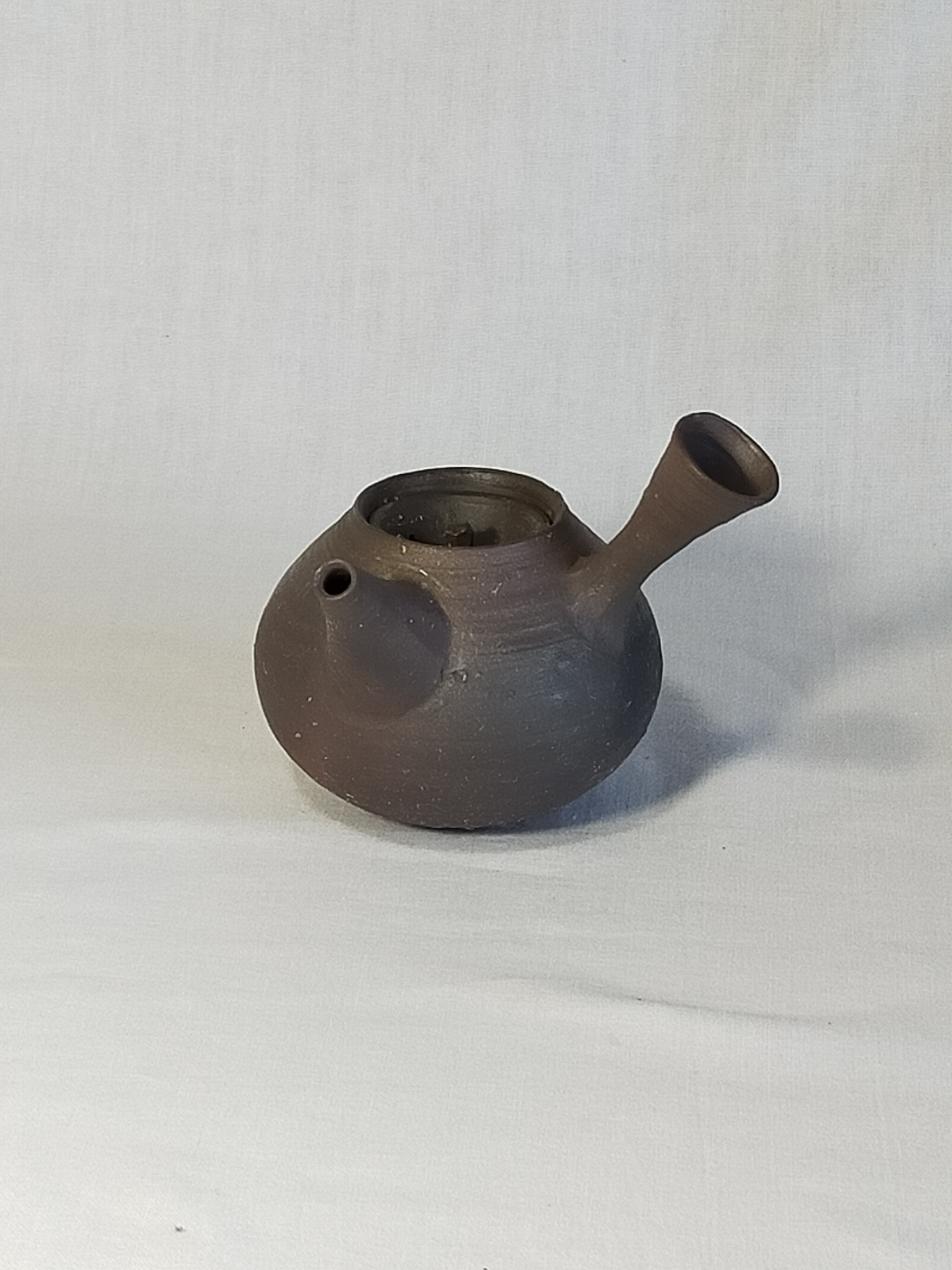 9、炭化窯変焼き締め茶注