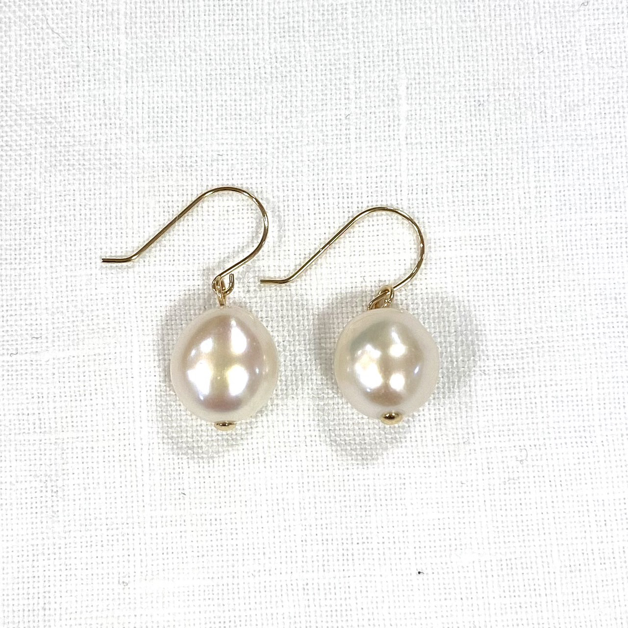 【K18 GOLD】18金 ８mmＸ10 淡水 バロックパール フック ピアス 　 18KP11　(6月誕生石）｜詳細画像