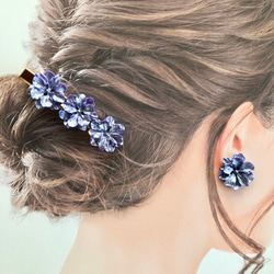 【二点セット】 フラワー パール 髪留め ピアス イヤリング ヘアクリップ ハンドメイド ウエディング 結婚式 4枚目の画像