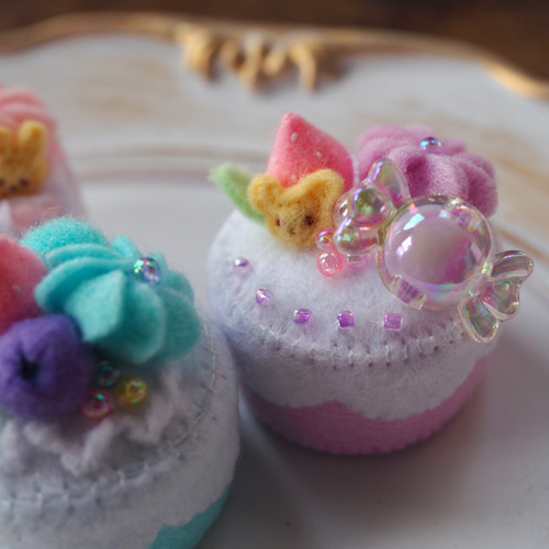 ゆめかわ♡くまちゃん＆うさぎちゃんのフェルトケーキ3個＆クッキー6個