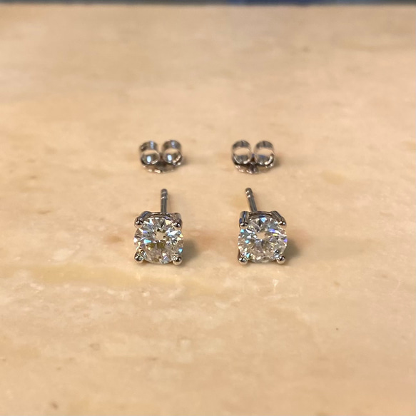 【SILVER925】 5mm 人工ダイヤモンド モアッサナイト ピアス 　SILVER925P1　(4月誕生石） 3枚目の画像