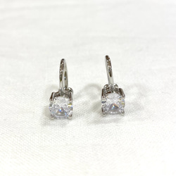 【SILVER925】 6mm 人工ダイヤモンド モアッサナイト イヤリング 　SILVER925E2　(4月誕生石） 3枚目の画像