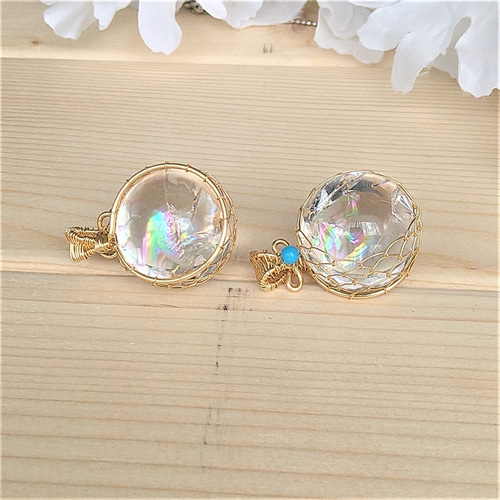アイリスクォーツ/虹入り水晶 スフィア 20mm 天然石ペンダント アイリスクォーツ/虹入り水晶 スフィア 20mm 天然石ペンダント