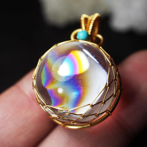 アイリスクォーツ/虹入り水晶 スフィア 20mm 天然石ペンダント アイリスクォーツ/虹入り水晶 スフィア 20mm 天然石ペンダント