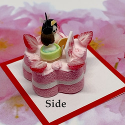 ひな祭り　桃の花おひな様ケーキ　ミニチュアケーキ 4枚目の画像