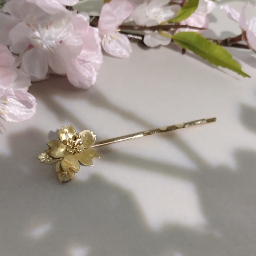 桜の花ヘアピン（真鍮製） ヘアピン appartement paris 通販