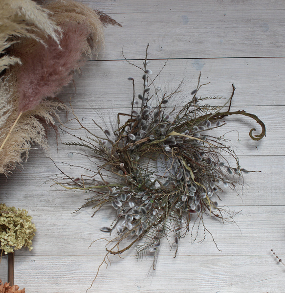 wreath [willow]　やなぎのリース　　　ドライフラワー　猫柳　雪柳 6枚目の画像