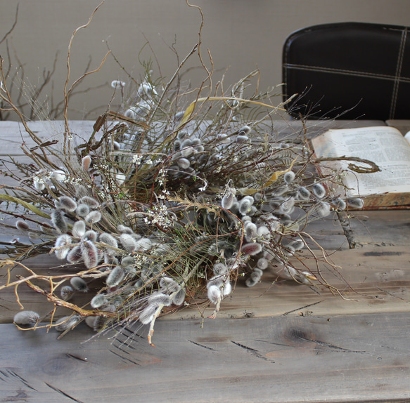 wreath [willow]　やなぎのリース　　　ドライフラワー　猫柳　雪柳 9枚目の画像
