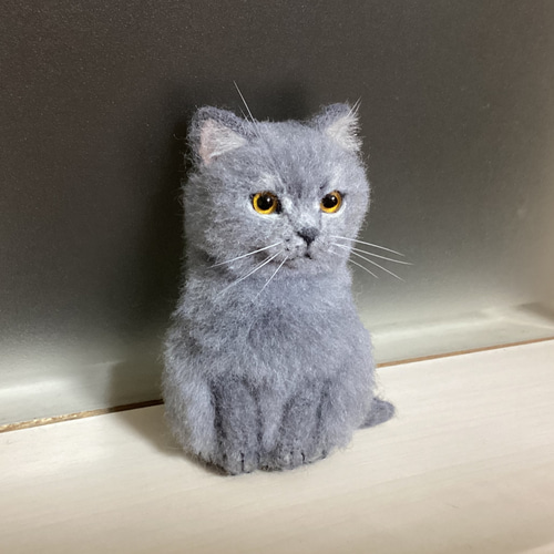 羊毛フェルト猫　ブローチ　ブリティッシュショートヘア 羊毛フェルト ブリティッシュショートヘアのブローチ - メルカリ
