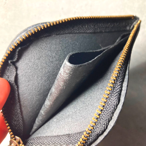 ミニマル本革な財布【あなたのための手縫い】 wiviwファスナーミニウォレット 5枚目の画像