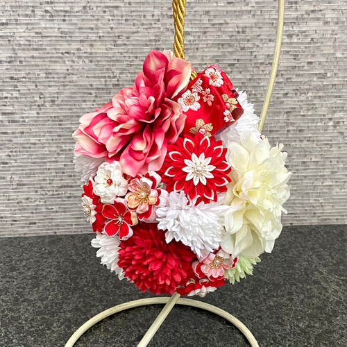 和装ボールブーケ つまみ細工 赤 紅白 *和風ブーケ