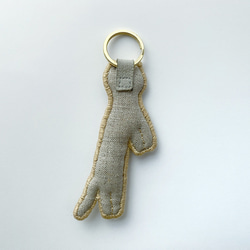 （ご注文品）刺繍チャーム＆キーホルダー「春爛漫ニャンコ」 4枚目の画像