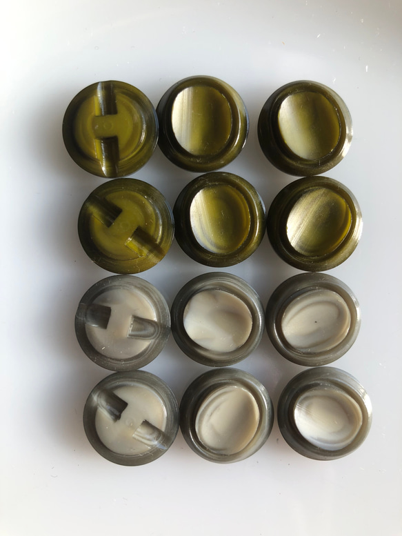 アンティーク ボタン 6個　ビンテージ 昭和 レトロ 個性的 ハンドメイド素材 日本製 ポップ アクセ 5枚目の画像