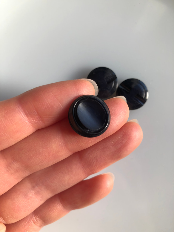 アンティーク ボタン 5個　ビンテージ 昭和 レトロ 個性的 ハンドメイド素材 日本製 ポップ アクセネイビー　青 6枚目の画像