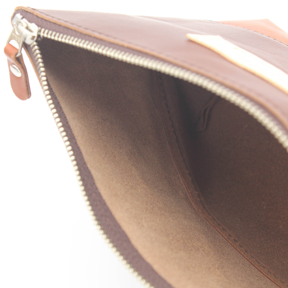 【1,400円OFF】本革マチありポーチ2点セット　バイカラー　ツートーン　メイクポーチ　化粧ポー　ガジェットポーチ 7枚目の画像