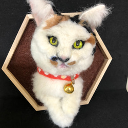 羊毛フェルト　猫　オーダー　壁掛け　三毛猫 1枚目の画像
